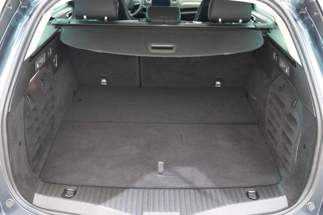 Renault MEGANE Estate 1.6 E-TECH PHEV 160 E-TECH ENGINEERED | Pack Parking | Pack Winter