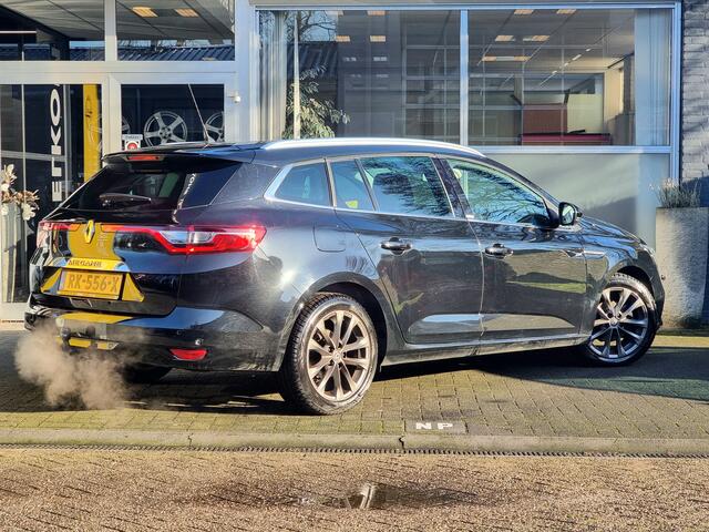 Renault MEGANE Estate 1.2 TCe Série Signature Exclusiv LEDER / MASSAGESTOELEN / STOELVERWARMING / EXCLUSIVE