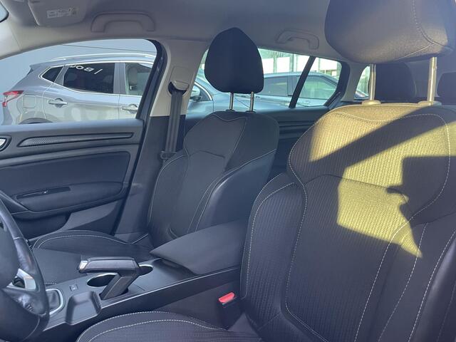 Renault MEGANE Estate 1.2 TCe Limited Navigatie | Parkeersensoren
