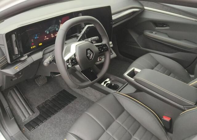 Renault MEGANE E-Tech Comfort Range Iconic 60 kWh - pack advanced drive assist & augmented vision