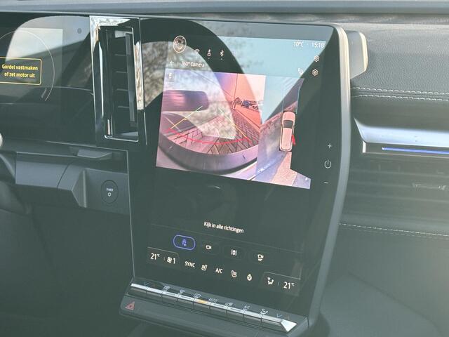 Renault MEGANE E-Tech EV60 220Pk Optimum Charge Iconic || Harman Kardon | Stoel & Stuurwielverwarming | 360 Graden Camera's | Dodehoek Detectie | Leder Interieur | 20'' Lichtmetalen Velgen | Climate Control | Navigatie
