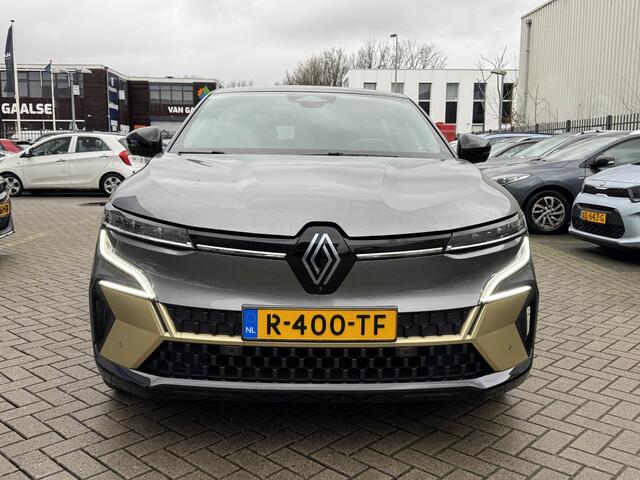 Renault MEGANE E-Tech EV60 Optimum Charge Iconic