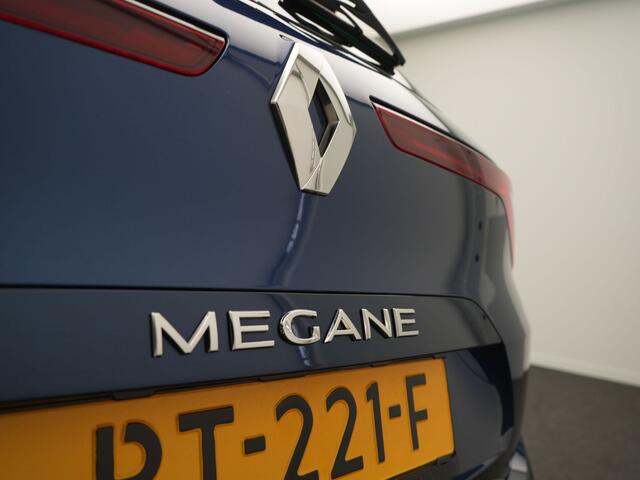 Renault MEGANE Estate 1.2 TCe Limited - Navigatie