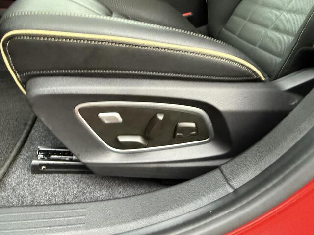 Renault MEGANE E-Tech EV60 Optimum Charge Iconic | Elektrische stoelen | Leder | Trekhaak