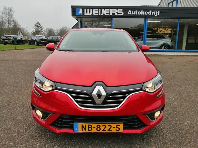 Renault MEGANE 1.2 TCe 131pk Bose, Navi, Trekhaak wegklapbaar, Massagestoel