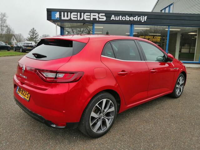 Renault MEGANE 1.2 TCe 131pk Bose, Navi, Trekhaak wegklapbaar, Massagestoel