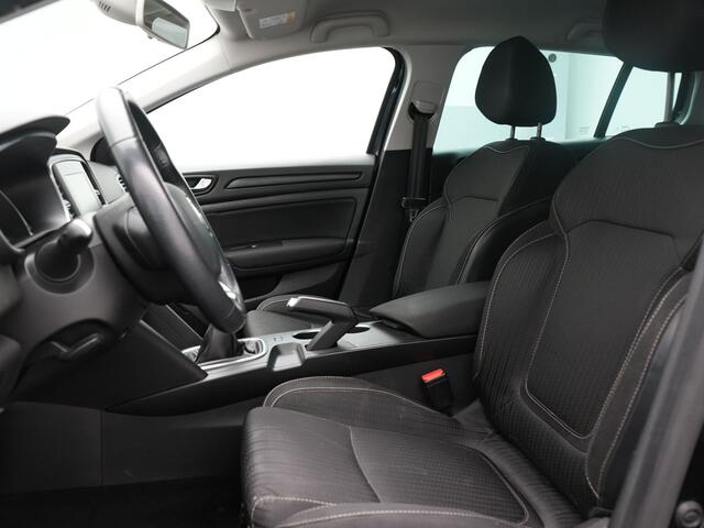 Renault MEGANE Estate TCe 100 Zen - Trekhaak - Navigatie