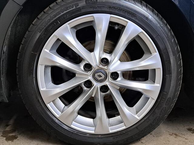 Renault MEGANE 1.2 TCe Zen + NAVI !!