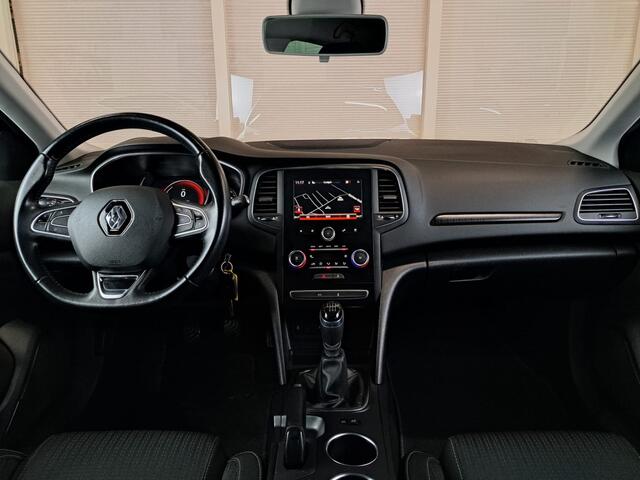 Renault MEGANE 1.2 TCe Zen + NAVI !!