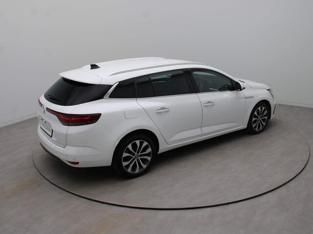 Renault MEGANE Estate TCe 140pk Techno EDC/AUTOMAAT Climate | Cruisecontrol | Navi | Parksens. v+a |