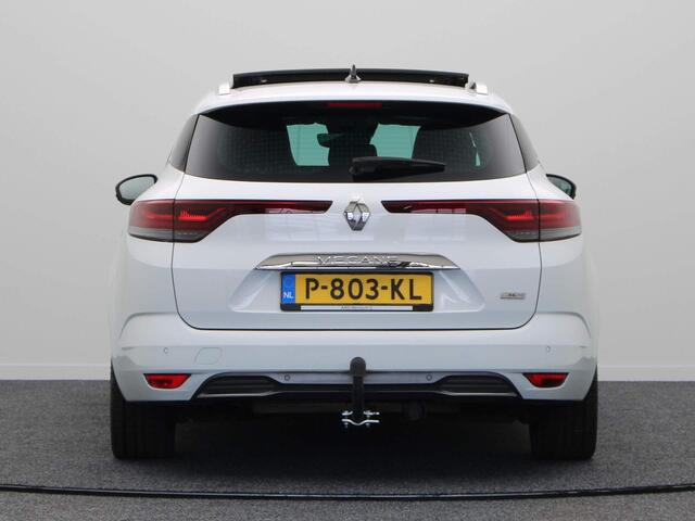 Renault MEGANE Estate E-Tech Phev 160pk R.S. Line | Panoramadak | Stoelverwarming | Trekhaak | Navigatie | Cruise control |