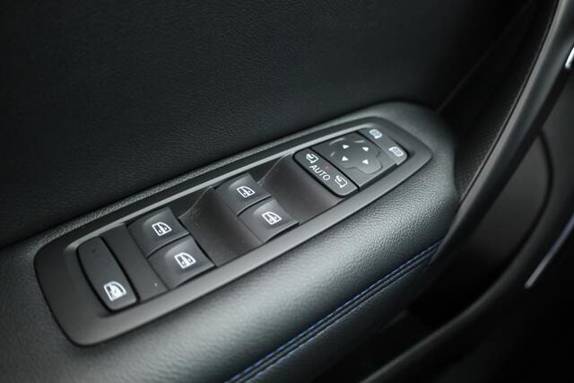 Renault MEGANE Estate 1.2 TCe GT-Line | Pano | HUD | Camera | Bose | Trekhaak |