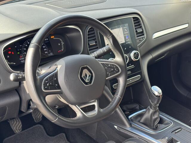 Renault MEGANE Estate 1.3 TCe Intens / Navi / Trekhaak / Keyless Entry / Sensoren V+A /