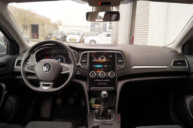 Renault MEGANE Estate 1.3 TCe 140pk Equilibre -NAVI-ECC-PDC-