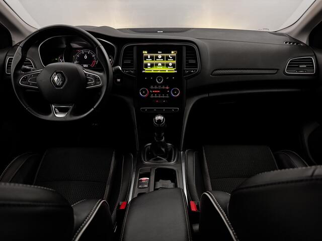 Renault MEGANE Estate 1.3 TCe Limited Half leder, Camera, Navi, Clima, Keyless start, Cruise control, Stoelverwarming