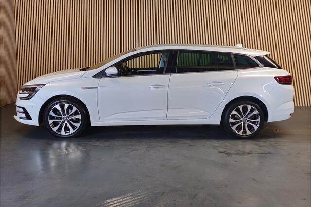 Renault MEGANE Estate 1.3 TCe Intens - Stoel/Stuurverwarming - Adapative Cruisecontrol - Head-up display - Parelmoer - Massage