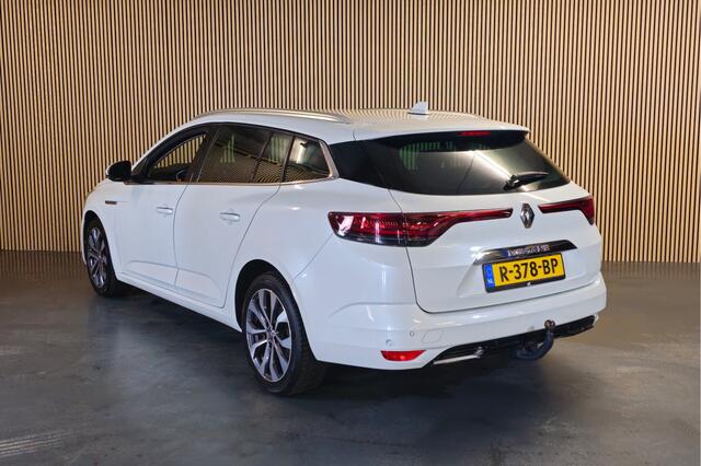 Renault MEGANE Estate 1.3 TCe Intens - Stoel/Stuurverwarming - Adapative Cruisecontrol - Head-up display - Parelmoer - Massage