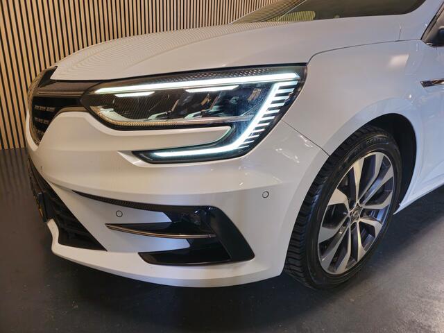 Renault MEGANE Estate 1.3 TCe Intens - Stoel/Stuurverwarming - Adapative Cruisecontrol - Head-up display - Parelmoer - Massage