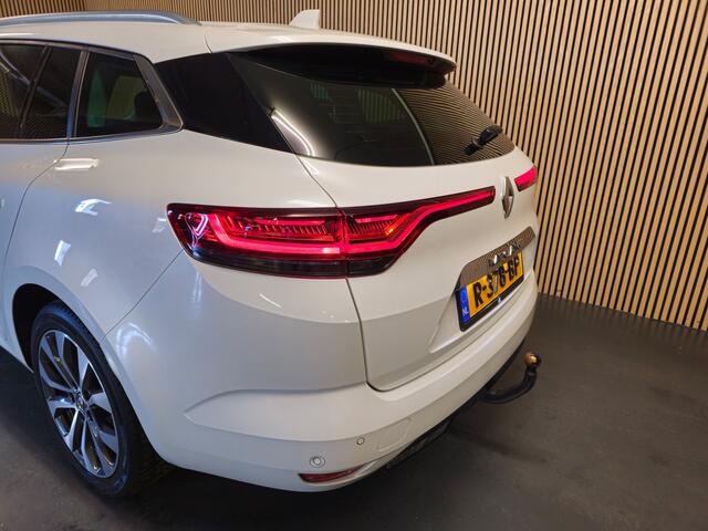 Renault MEGANE Estate 1.3 TCe Intens - Stoel/Stuurverwarming - Adapative Cruisecontrol - Head-up display - Parelmoer - Massage
