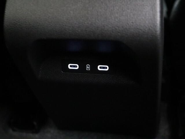 Renault MEGANE E-Tech EV60 Optimum Charge Iconic | Harman Kardon | Adaptive Cruise control | Stoel & Stuurwielverwarming | Massage Stoel |