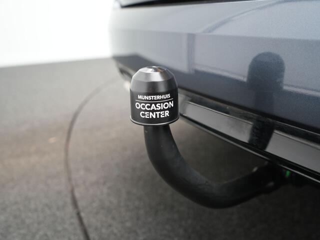 Renault MEGANE Estate 1.6 E-Tech Plug-In Hybrid 160 E-Tech Engineered - Allseason Banden - Trekhaak