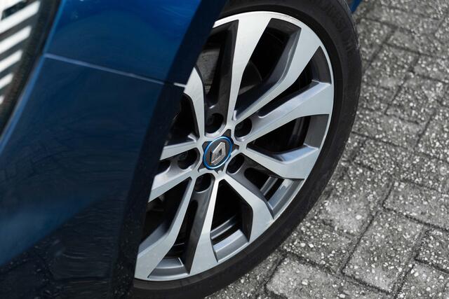 Renault MEGANE Estate E-Tech Plug-In Hybrid 160 PK Business Edition One | Automaat | Trekhaak afneembaar | Leder | Stoelverwarming voor | incl. Bovag rijklaarpakket met 12 maanden garantie