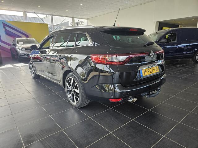 Renault MEGANE Estate 1.3 TCe 140 Bose | Parkeersensoren vóór & achter | Climate control | Camera | Navigatie | incl. Bovag rijklaarpakket met 12 maanden garantie |