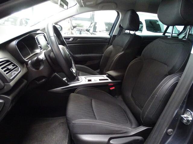 Renault MEGANE Estate 1.3 TCe Limited 141PK, 1700Kg trekgew.