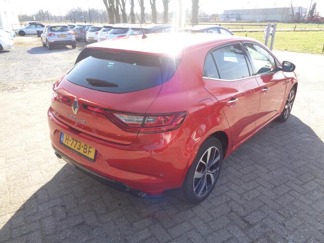 Renault MEGANE 1.3 TCe Bose carplay, ECC, PDC V+A, Camera, Panorama dak, LM velgen, Keyless
