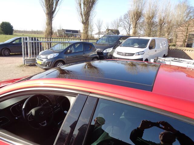 Renault MEGANE 1.3 TCe Bose carplay, ECC, PDC V+A, Camera, Panorama dak, LM velgen, Keyless