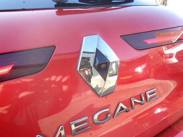 Renault MEGANE 1.3 TCe Bose carplay, ECC, PDC V+A, Camera, Panorama dak, LM velgen, Keyless
