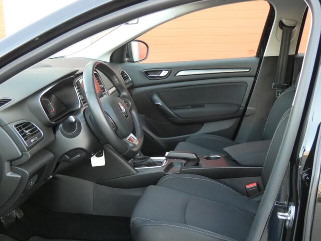 Renault MEGANE Estate 1.3 TCe Business Zen/ automaat/ trekhaak!
