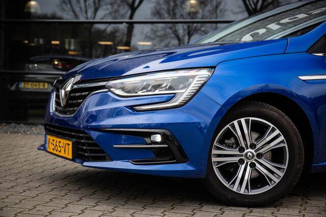 Renault MEGANE 1.3 TCe Intens , Navigatie, Trekhaak, Cruise control,