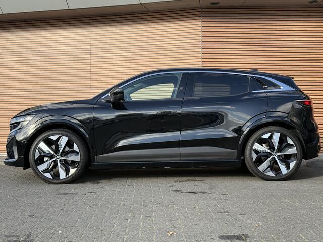 Renault MEGANE E-Tech 220 Comfort Range Techno 60 kWh Winterpack / H & K Audio / 20" lm velg / 360 camera enz enz
