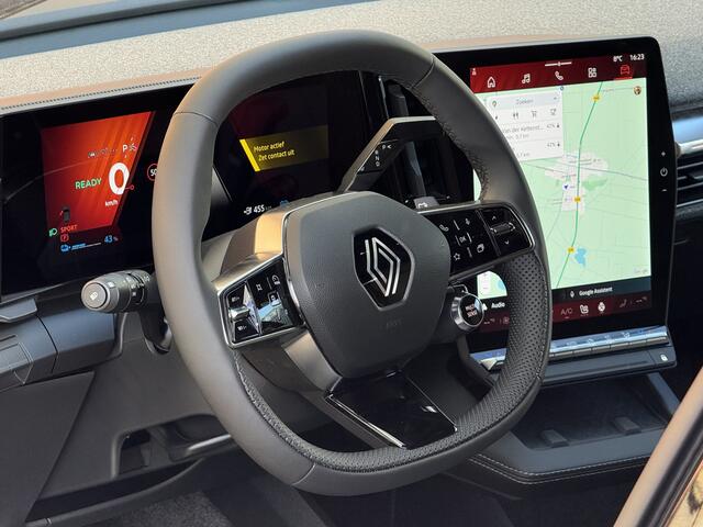 Renault MEGANE E-Tech 220 Comfort Range Techno 60 kWh Winterpack / H & K Audio / 20" lm velg / 360 camera enz enz