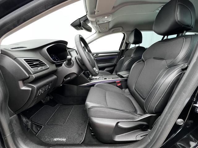 Renault MEGANE Estate 1.6 E-Tech Plug-In Hybrid 160 Intens / Navigatie / Camera / Apple Carplay Android / Climate Control / 16"LM wielen /