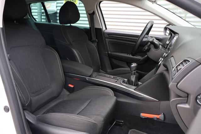 Renault MEGANE Estate 1.3 TCe Limited Keyless | Carplay | Trekhaak | Cruise | Navi | Sensoren Achter | NAP