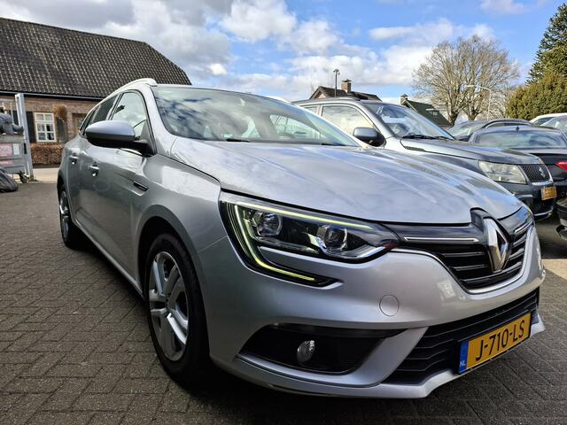 Renault MEGANE Estate 1.5 dCi Limited AUTOMAAT