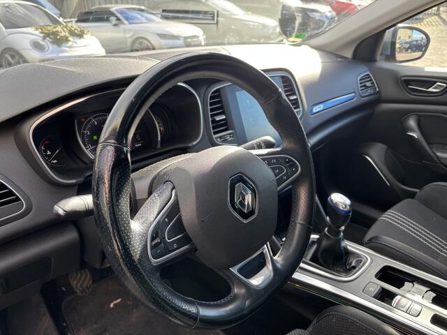 Renault MEGANE Estate 1.2 TCe GT-Line Sport stoelen / Trekhaak / Full LED