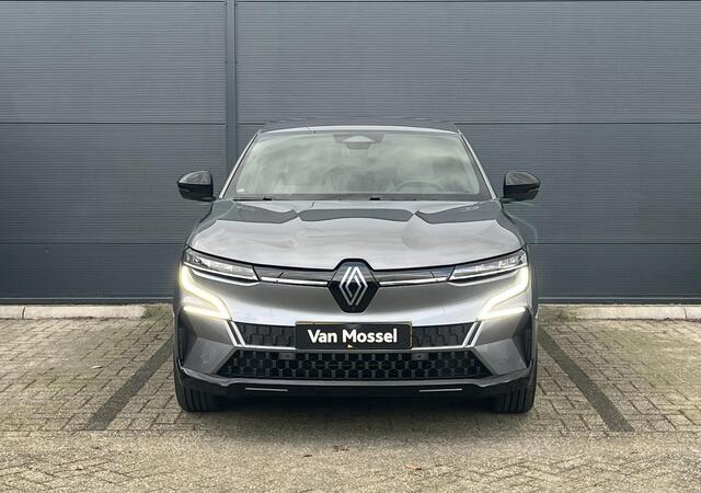 Renault MEGANE E-Tech Comfort Range Techno 60 kWh 220PK | Adaptieve Cruise Control | Apple CarPlay & Android Auto | Stoel- en Stuurverwarming | Google Navigatie | 360 Graden Camera