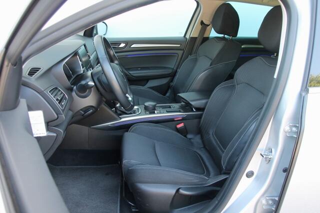 Renault MEGANE Estate 1.2 TCE Limited - 131 pk **Navi / Camera / Keyless entry