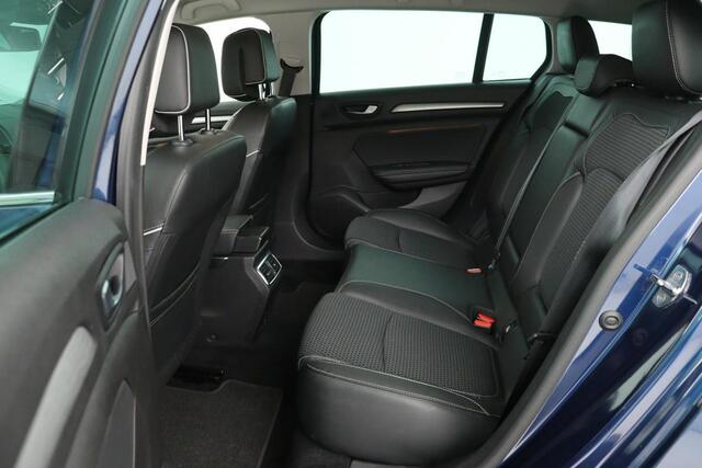 Renault MEGANE 1.3 TCe Bose | Carplay | Camera | Half leder | Navigatie | Keyless | Dodehoek detectie | Park Assist | Climate control