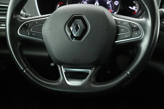 Renault MEGANE 1.3 TCe Bose | Carplay | Camera | Half leder | Navigatie | Keyless | Dodehoek detectie | Park Assist | Climate control