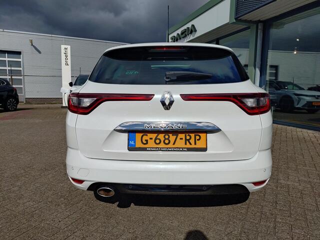 Renault MEGANE Estate 1.3 TCe Bose AUTOMAAT / SCHUIFDAK / CLIMATE CONTROL / 8,7INCH NAVI INCL. APPLE & ANDROIDCARPLAY / AUT. PARKEERASSSISTENT / BOSE AUDIO