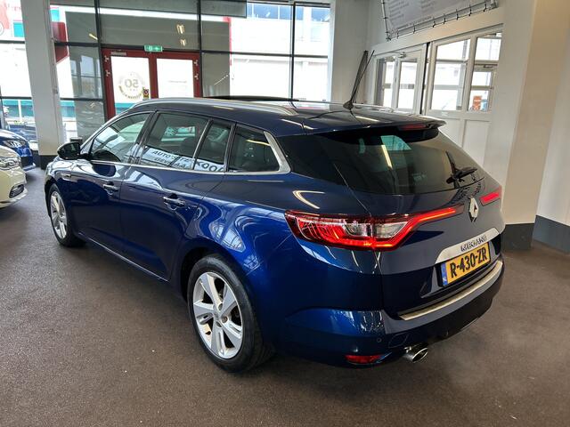 Renault MEGANE Estate 1.2 TCe Bose Automaat | Panoramadak | Achteruitrijcamera | Sfeerverlichting | Cruise control | Climate control | Sfeerverlichting | Adaptief onderstel | Dodehoeksdetectie | Head up display | Half lederen bekleding | Stoelverwarming | Navigatie | LE