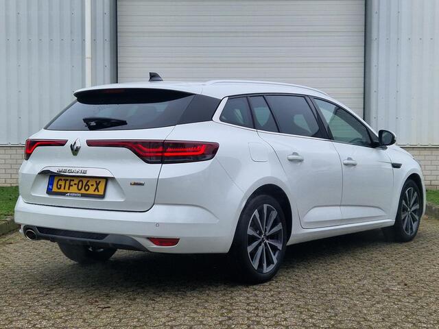 Renault MEGANE Estate 1.3 R.S. Line 140pk / 1700kg Trekgewicht / Dealer onderhouden / Camera / Navigatie / Climate Control /