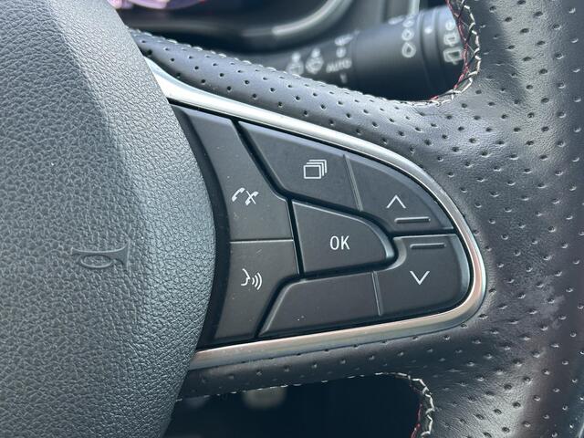 Renault MEGANE Estate 1.3 R.S. Line 140pk / 1700kg Trekgewicht / Dealer onderhouden / Camera / Navigatie / Climate Control /