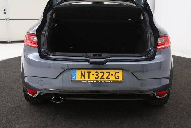 Renault MEGANE 1.2 TCe Bose | Automaat | Camera | Navigatie | BOSE Sound | Half leder | Massage | Keyless | Park Assist | Dodehoek detectie | Climate control