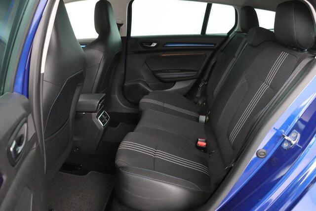 Renault MEGANE 1.2 TCe GT Line | Automaat | Stoelverwarming | Trekhaak | Full LED | Navigatie | Sportstoelen | Keyless | PDC | Climate control