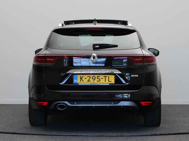 Renault MEGANE Estate 140pk TCe R.S. Line | Panorama dak | Bose | Head Uo Display | Stoelverwarming |